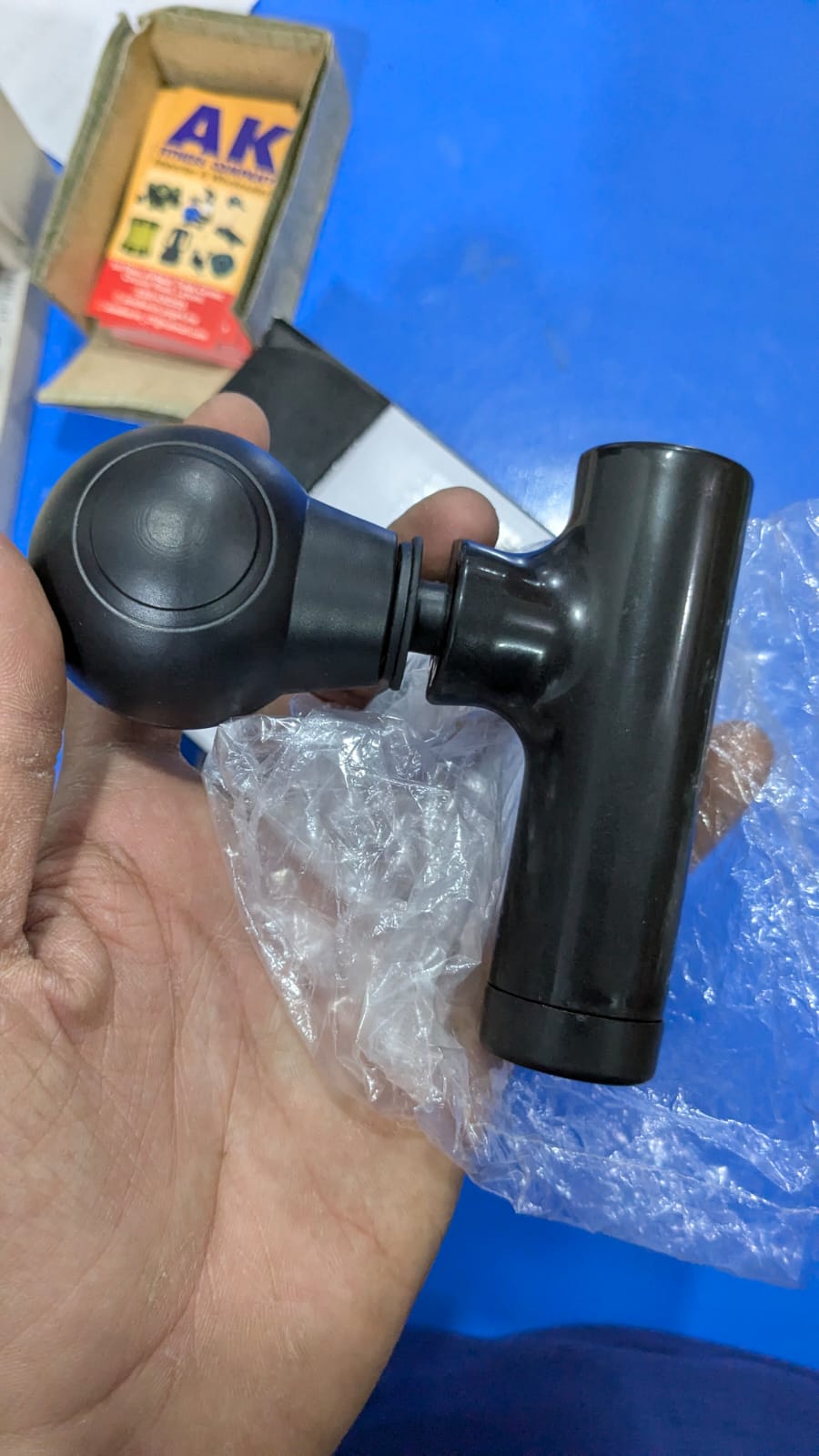 Mini Rechargeable Fascial Gun – Portable Deep Muscle Massager for Pain Relief and Relaxation - Random Color